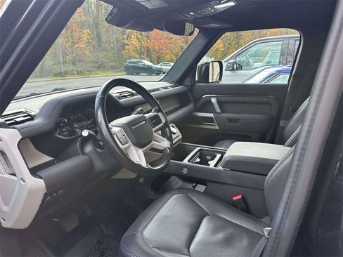 Used 2023 Land Rover Defender 110 X-Dynamic SE image 16
