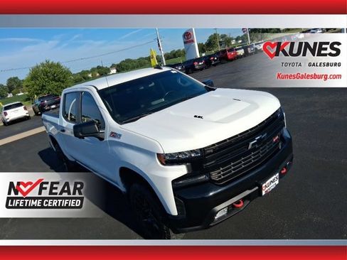 Used 2021 Chevrolet Silverado 1500 LT Trail Boss w/ Bed Protection Package AWD/4WD image 1