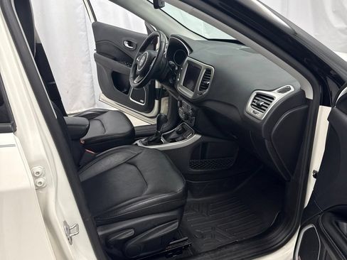 Used 2019 Jeep Compass High Altitude AWD/4WD image 29