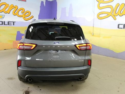Used 2025 Ford Escape ST-Line AWD/4WD image 7