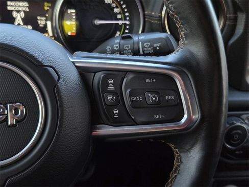 Used 2021 Jeep Wrangler Unlimited Sahara image 24