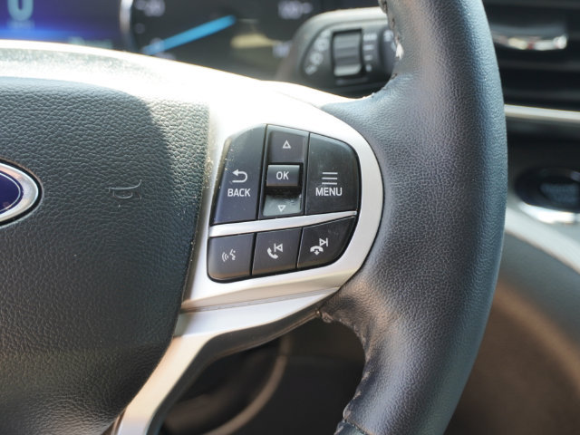 Used 2022 Ford Explorer XLT w/ Equipment Group 202A RWD image 29