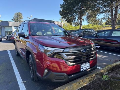 Used 2026 Subaru Forester Premium AWD/4WD image 4