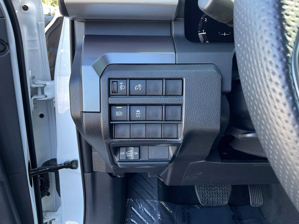 Used 2026 Toyota Tacoma TRD Off-Road AWD/4WD image 13