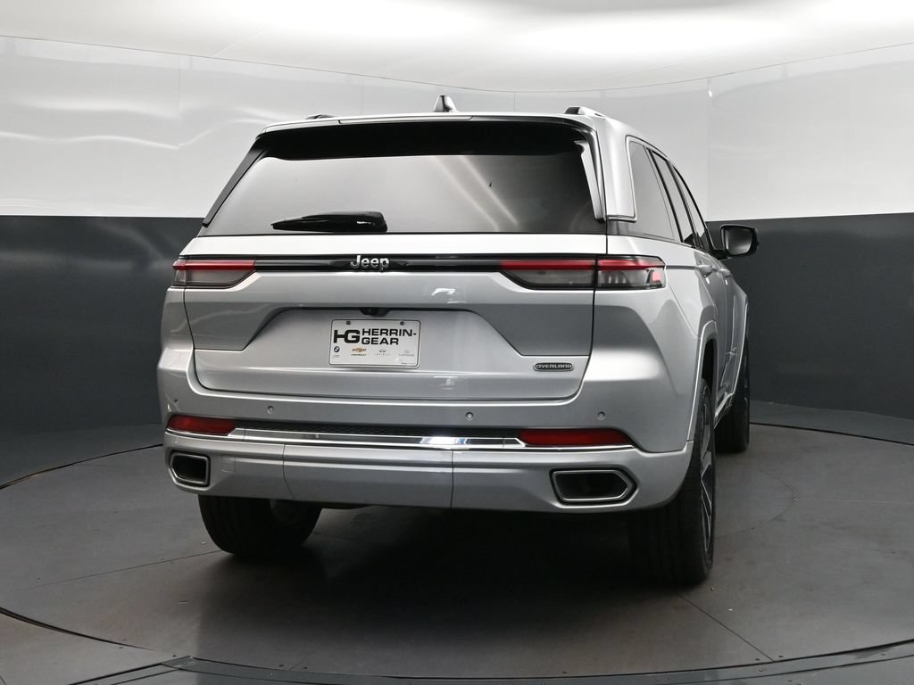 Used 2023 Jeep Grand Cherokee Overland RWD image 7