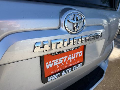 Used 2023 Toyota 4Runner SR5 AWD/4WD image 25