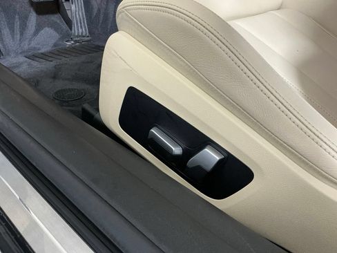 Used 2021 BMW 430i Convertible RWD image 20