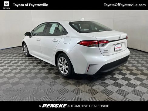 Used 2026 Toyota Corolla LE FWD image 3