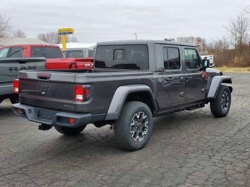 New 2026 Jeep Gladiator Sport AWD/4WD image 3