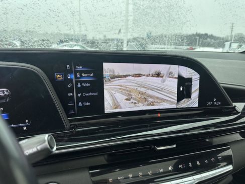 Used 2023 Cadillac Escalade Sport image 34