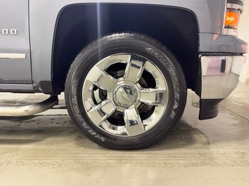 Used 2015 Chevrolet Silverado 1500 LTZ w/ LTZ Plus Package image 27