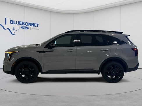 Used 2025 Kia Sorento SX Prestige w/ Olive Brown Leather Package AWD/4WD image 8