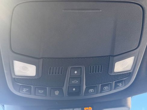 Used 2022 Ford Expedition Platinum image 25