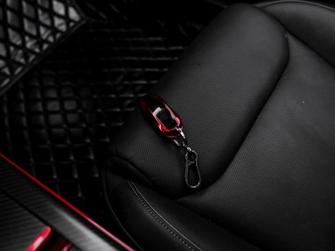 Used 2021 Tesla Model S Plaid image 54