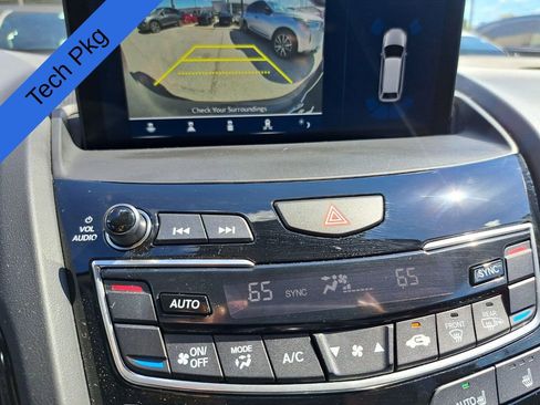 Certified 2025 Acura RDX w/ Technology Package image 11