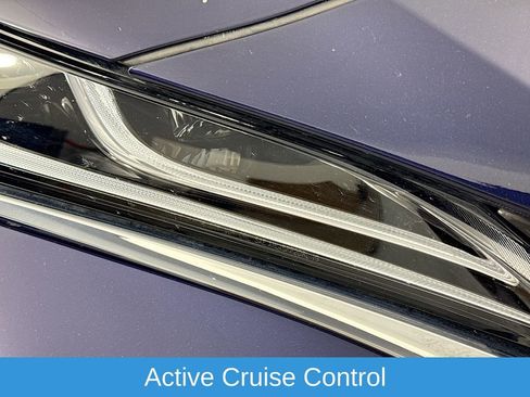 Used 2024 Toyota Venza Limited image 38