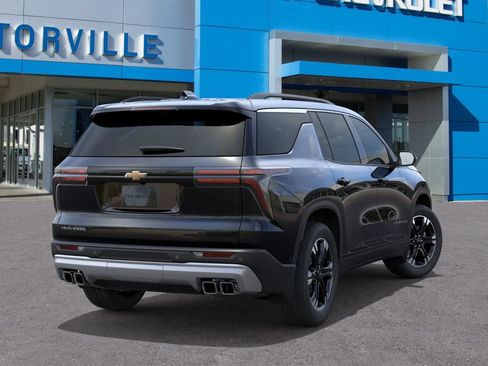 New 2027 Chevrolet Traverse LT w/ Sun and Wheel Package FWD image 4