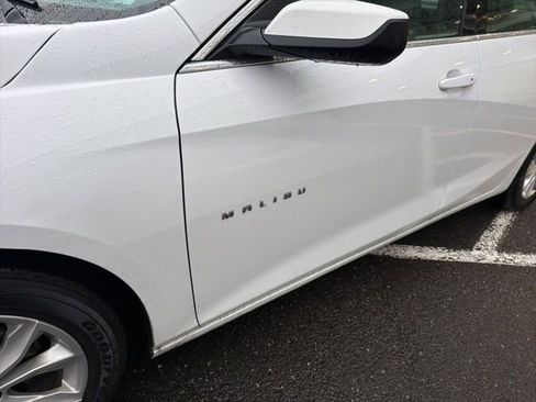 Used 2024 Chevrolet Malibu LT image 4