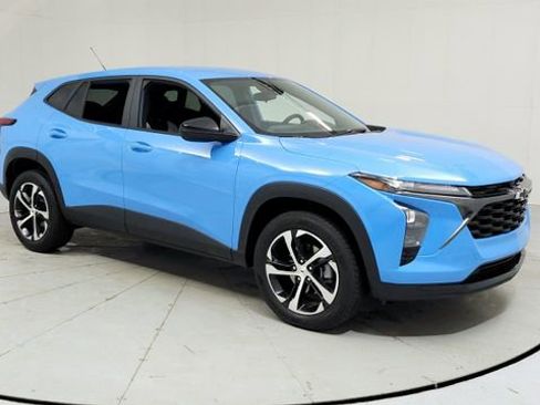 Certified 2024 Chevrolet Trax RS image 7