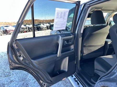 Used 2024 Toyota 4Runner SR5 image 40