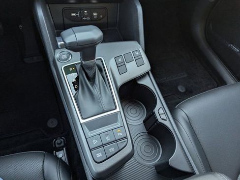 Used 2026 Kia Sportage SX image 27