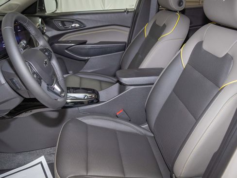 New 2026 Chevrolet Trax ACTIV w/ Driver Confidence Package FWD image 10