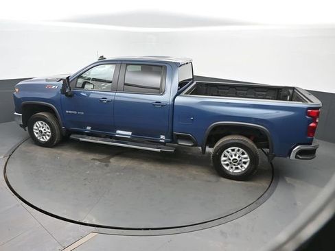 Certified 2025 Chevrolet Silverado 2500 LT w/ All Star Edition image 40