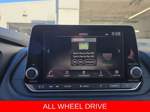 Used 2024 Nissan Rogue SV image 23