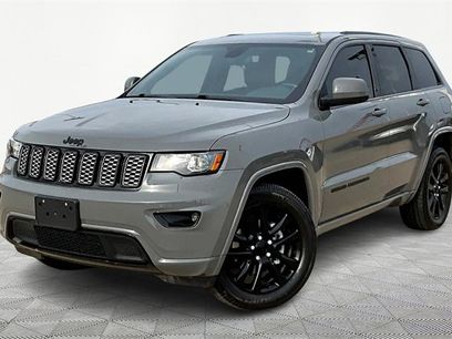 Used 2020 Jeep Grand Cherokee Altitude
