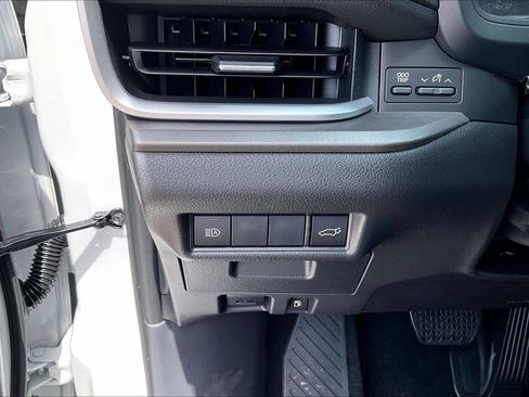 New 2026 Toyota Grand Highlander FWD image 18