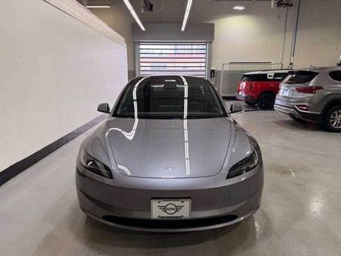 Used 2025 Tesla Model 3 Long Range image 8