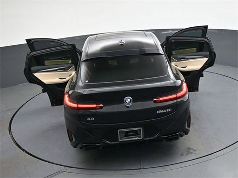 Used 2024 BMW X4 M40i w/ Premium Package image 35