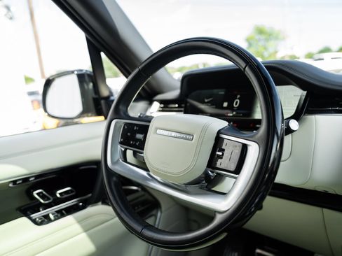 Used 2023 Land Rover Range Rover Long Wheelbase Autobiography AWD/4WD image 67