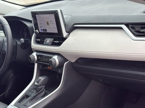 Used 2023 Toyota RAV4 XLE Premium image 26