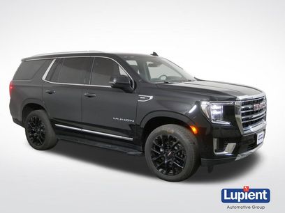 Used 2024 GMC Yukon SLT w/ SLT Luxury Package