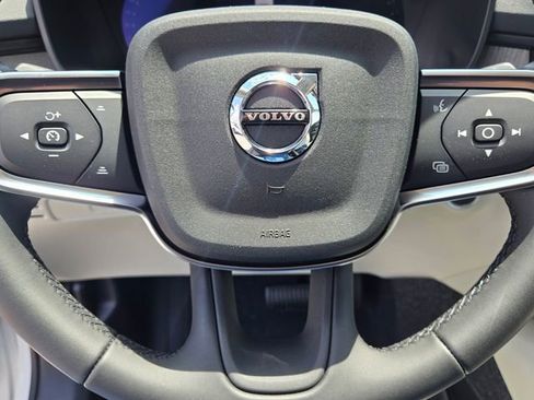 New 2026 Volvo XC40 B5 Ultra AWD/4WD image 24