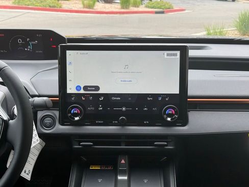 New 2026 Subaru Uncharted AWD image 15