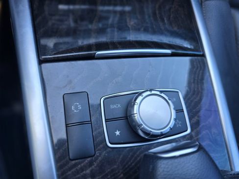 Used 2014 Mercedes-Benz E 350 Sedan w/ Premium 1 Package image 32