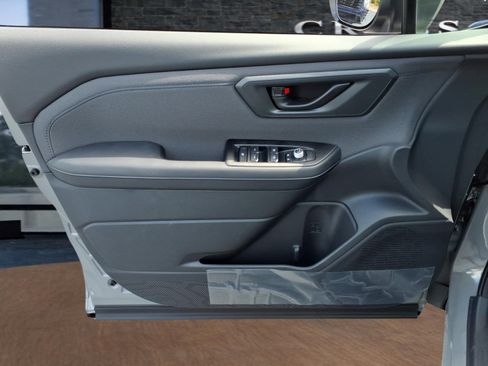 New 2026 Subaru Forester Premium AWD/4WD image 10