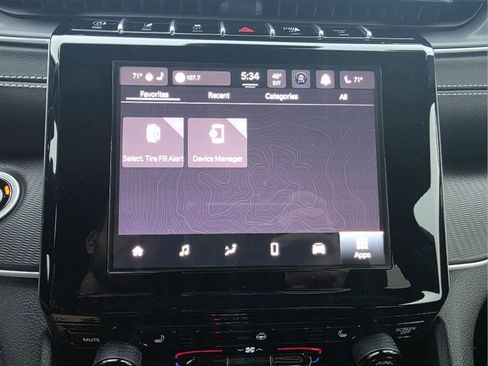 Used 2024 Jeep Grand Cherokee Altitude image 18