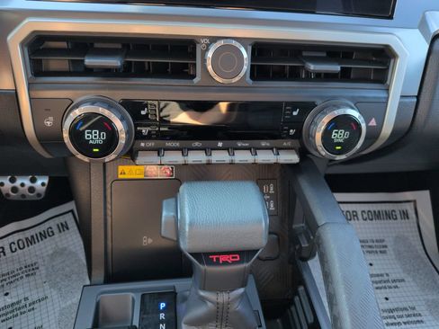 Used 2024 Toyota Tacoma TRD Sport w/ TRD Sport Premium Package AWD/4WD image 18
