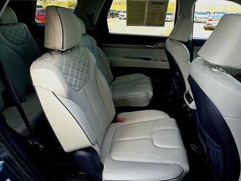 Used 2022 Hyundai Palisade Limited image 28