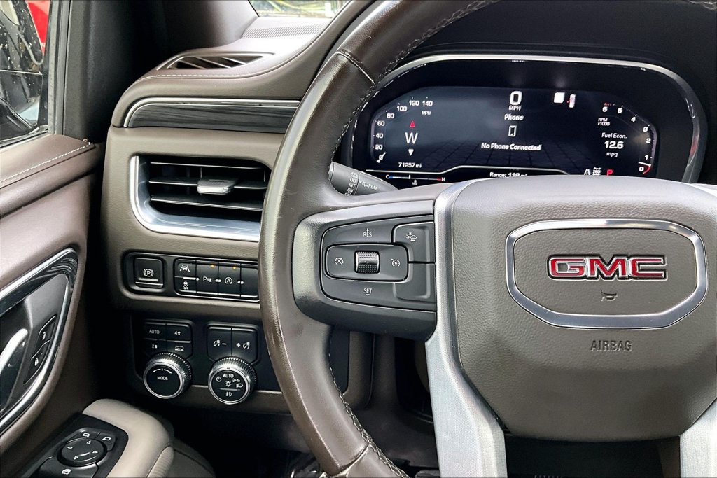 Used 2023 GMC Yukon SLT AWD/4WD image 13