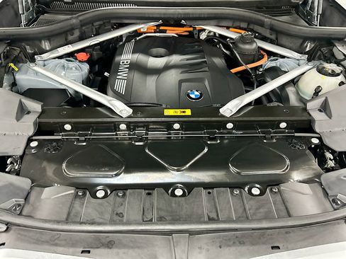 Certified 2024 BMW X5 xDrive50e w/ M Sport Package image 28