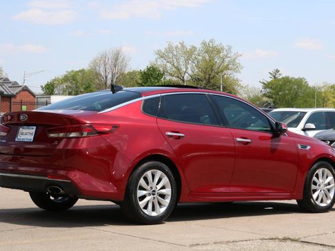 Used 2018 Kia Optima S w/ Panoramic Sunroof Package FWD image 10