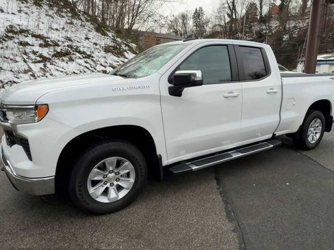 Used 2023 Chevrolet Silverado 1500 LT w/ Protection Package image 4