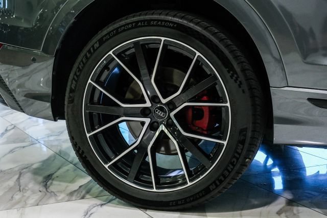Used 2019 Audi Q8 Premium Plus w/ Premium Plus AWD/4WD image 57