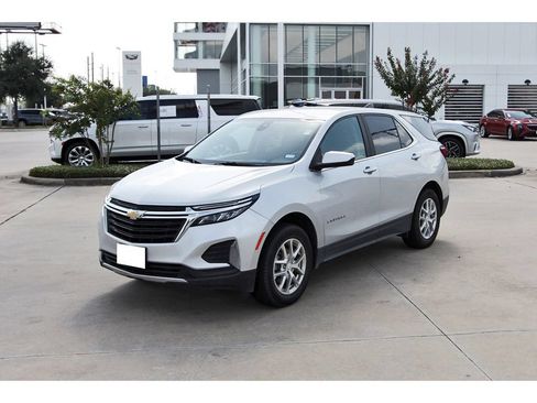 Used 2022 Chevrolet Equinox LT AWD/4WD image 3