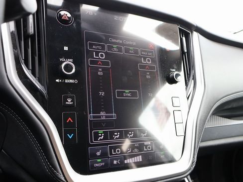 Used 2024 Subaru Outback Premium image 36