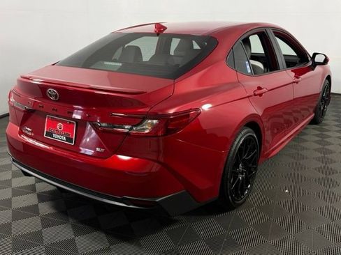 Used 2026 Toyota Camry SE w/ Convenience Package FWD image 8